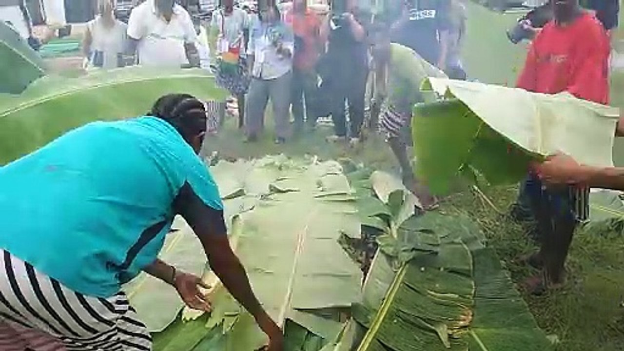 Cooking Sago Sep at Merauke Solidarity Event
