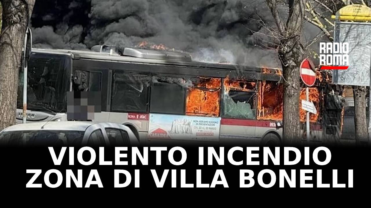 Video Autobus distrutto dalle fiamme a Roma