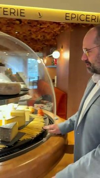 La plus grosse cloche à fromages du monde se trouve à Rouen, à l'hôtel Mercure Champs de Mars