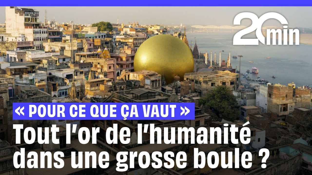 Il crée des boules d'or géantes pour illustrer les conséquences de l'extraction minière
