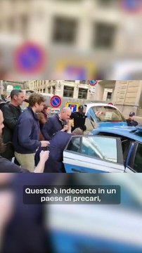 Ultima Generazione, terzo blitz nel ristorante di Cracco in Galleria