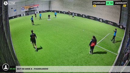 But de Mike A - Padekardio