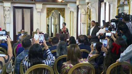 Zoe Saldaña condecorada en el Palacio Nacional: "Este honor es un sueño hecho realidad"