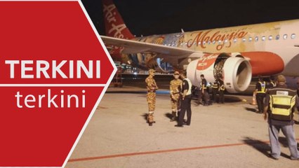 [TERKINI] Pesawat AirAsia lakukan pendaratan cemas, enjin kanan terbakar