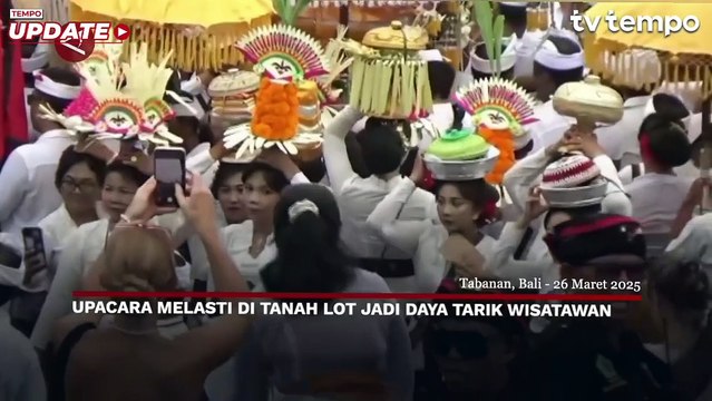 Menjelang Hari Raya Nyepi, Upacara Melasti di Tanah Lot Menarik Wisatawan
