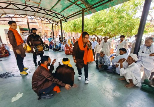 रंगमंच दिवस पर नुक्कड़ नाटक का मंचन