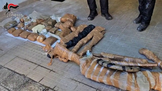 A Reggio Calabria sgominata una rete di armieri, 9 arresti