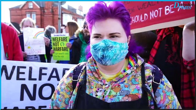 Chesterfield welfare cuts protest outside Chesterfield Labour club