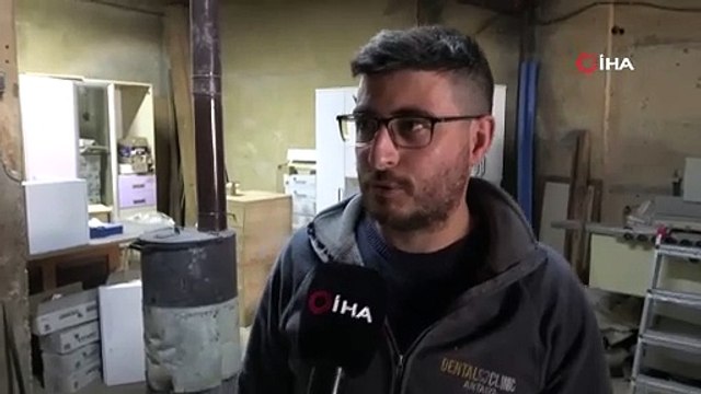 Sosyal medyada görmüştü, şimdi tüm Avrupa'nın parası, altını, ziynet eşyası ona emanet!