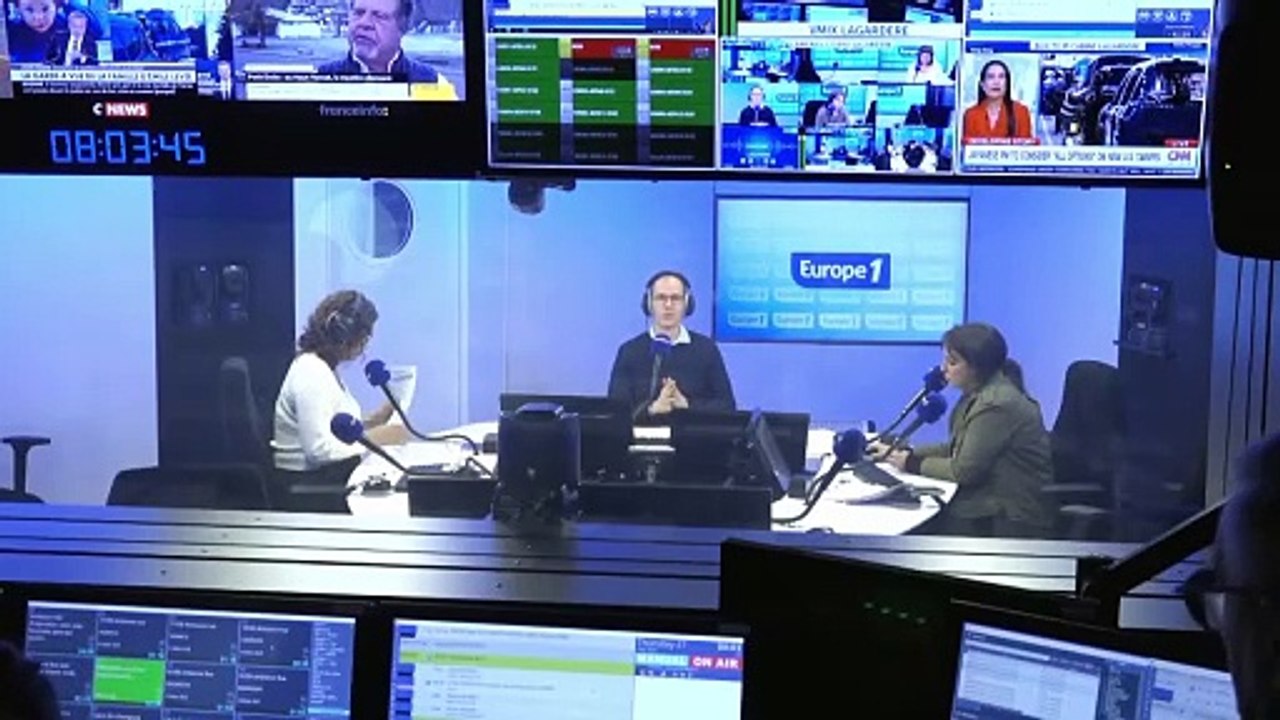 Armes blanches dans les établissements : À Paris, les premières fouilles aléatoires réalisées sous les yeux de Retailleau et de Borne