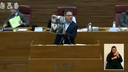 Un diputado del PP reparte insultos para defender a Mazón en las Cortes de Valencia