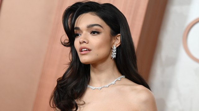 GALA VIDEO - Rachel Zegler critiquée de toutes parts : après le flop de Blanche-Neige, elle fait face à de nouvelles attaques…