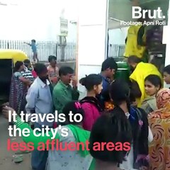 This Roti Dispenser Serves 2,000 People Every Day