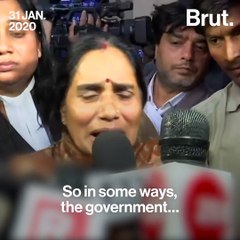 Nirbhaya Hangings Postponed Again, Asha Devi Breaks Down