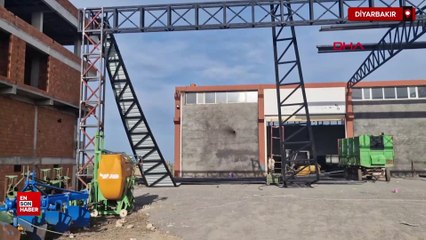 Diyarbakır'da atölyenin yapım aşamasındaki çatısı çöktü