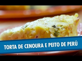Torta de cenoura com queijo e peito de peru
