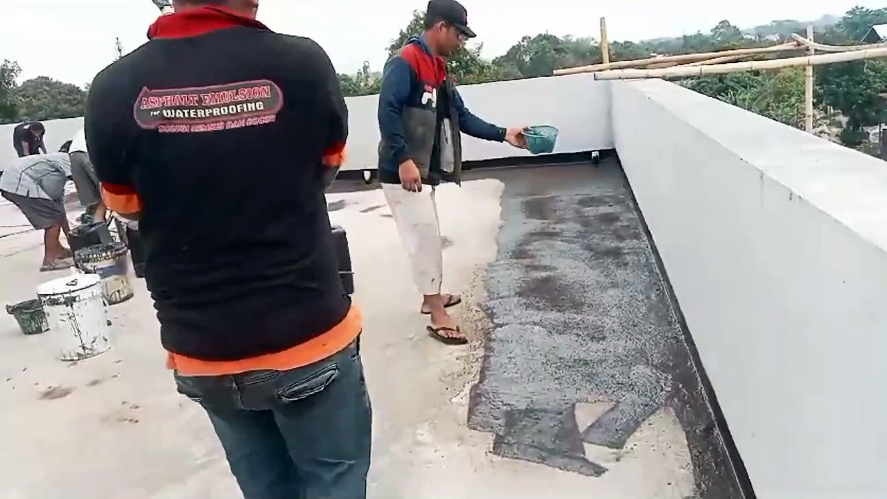 Mengatasi Dak Beton Gedung yang Rembes dengan Bahan Ramah Lingkungan
