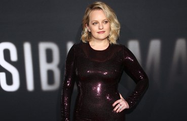 Elisabeth Moss has claimed an unknown crew member asked to keep her 'Handmaid's Tale' character's underwear