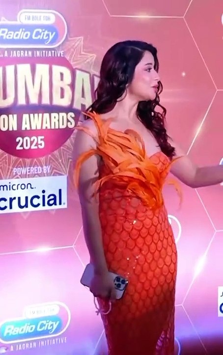 Nyra Banerjee Arrives At Radio City Mumbai Icon Awards 2025#nyrabanerjee#iconawardshow2025