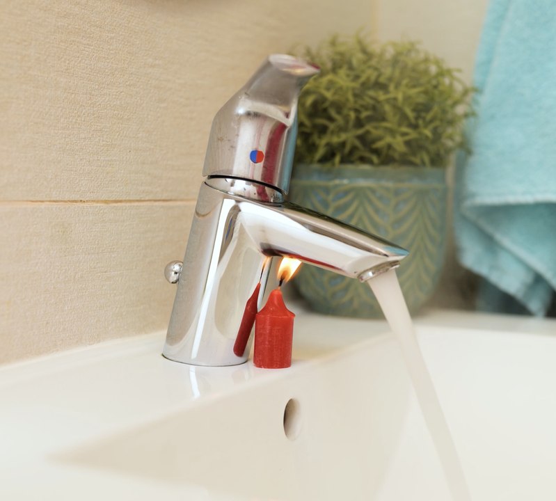 Le bonheur de la salle de bains : GADGETS & ASTUCES TOILETTES ? à essayer absolument !