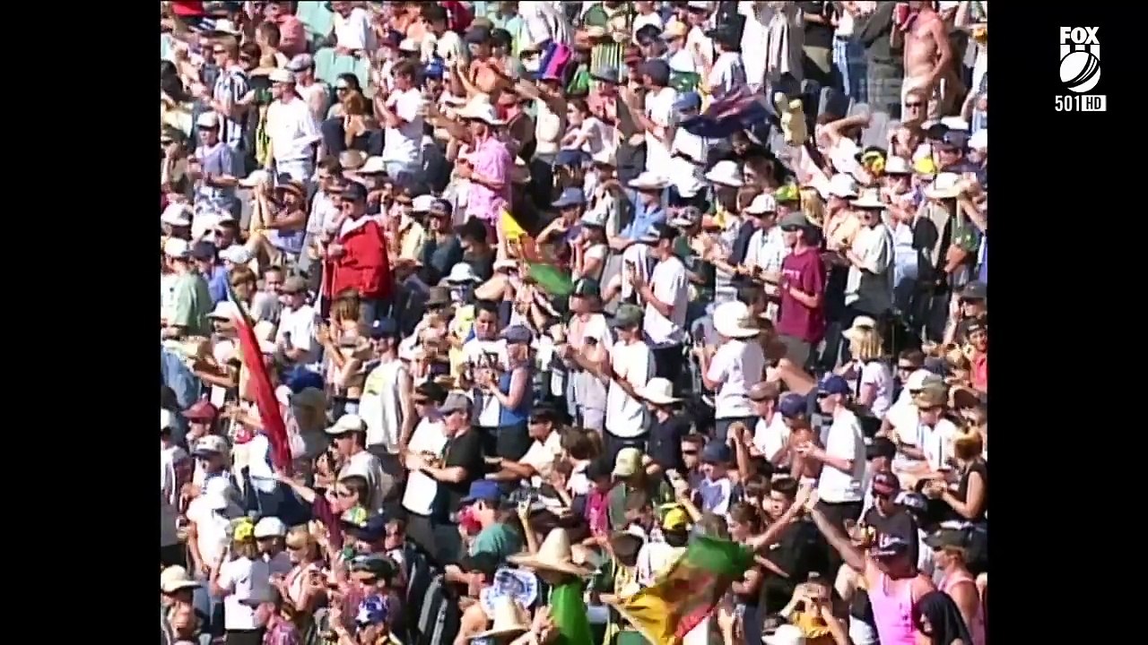 Australia vs South Africa, 1st Final at Melbourne | 1997-98 Carlton & United Series.