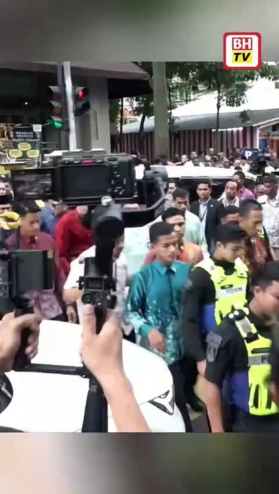 Lepas majlis pec4h tnah Msjid, Pmx singgah dpn kuiI, Tak sangka ini pula yg berlaku