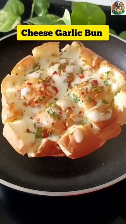Cheese garlic bun