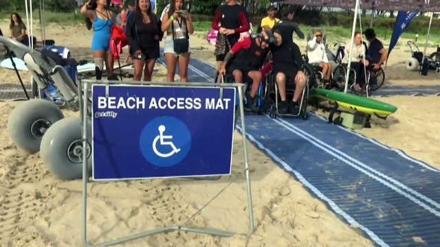 Australian Pro Adaptive Surfing Championships athletes swear by 'ocean therapy'