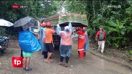 Crecida de río provocó el desgaste de tierra cerca de la base de un puente en el trópico de Cochabamba