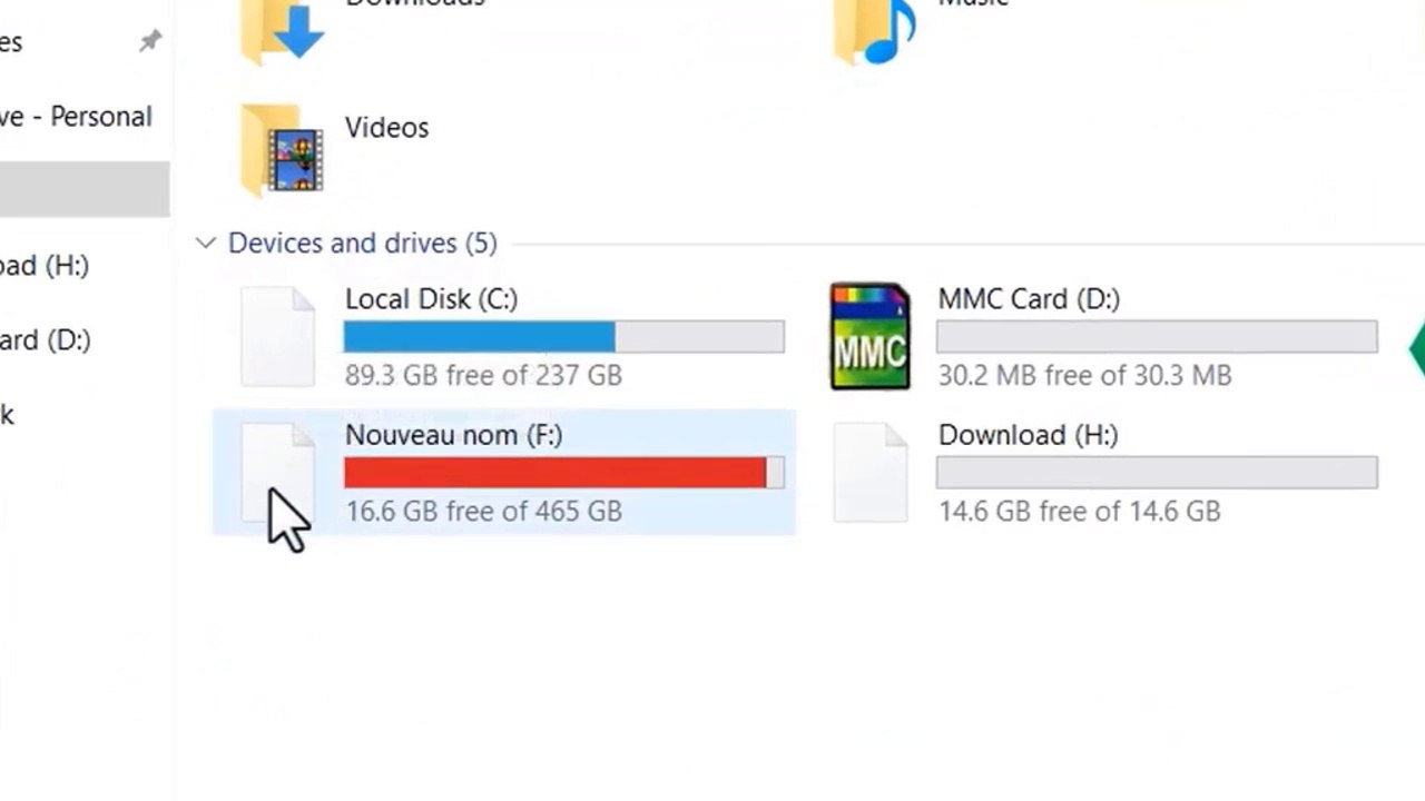 How can I restore default drive icons in Windows 10 / 11 / 8 / 7