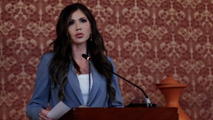 Kristi Noem en Colombia