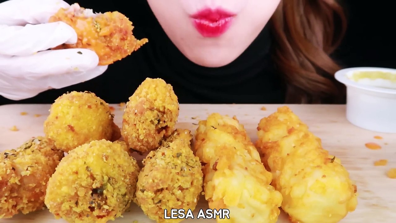 ASMR CRUNCHY FIRE CHICKEN, POTATO CHEESE STICK EATING SOUNDS MUKBANG 먹방 咀嚼音