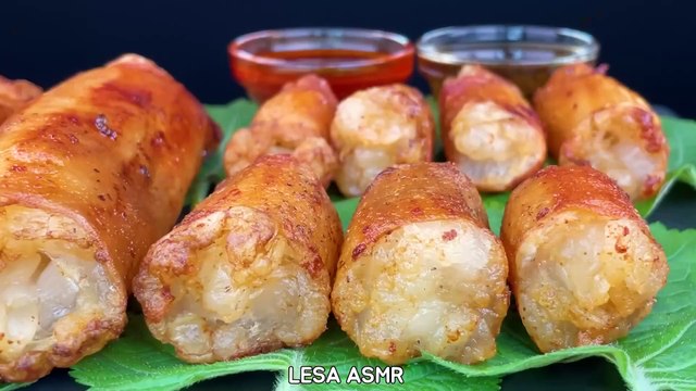 ASMR GIANT BEEF LARGE INTESTINES, CUCUMBER KIMCHI DAECHANG EATING SOUNDS MUKBANG 먹방 咀嚼音