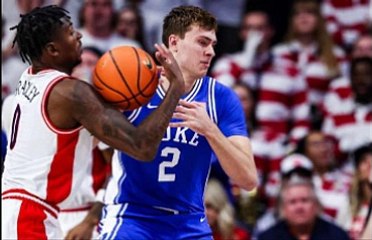 Duke vs Arizona men's basketball live updates: Score, highlights, predictions for Sweet 16 game