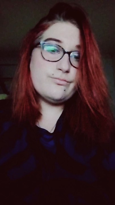 une version de la chanson libérée délivrée que je voulais essayer , le rythme la musique a été ajouter avec suno