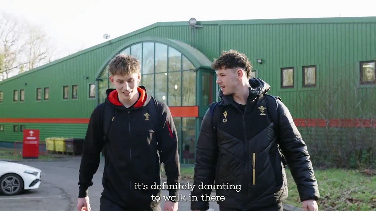 Meet Ellis Mee_ Wing Tom Rogers caught up with new Wales teammate Ellis Mee � WRU TV