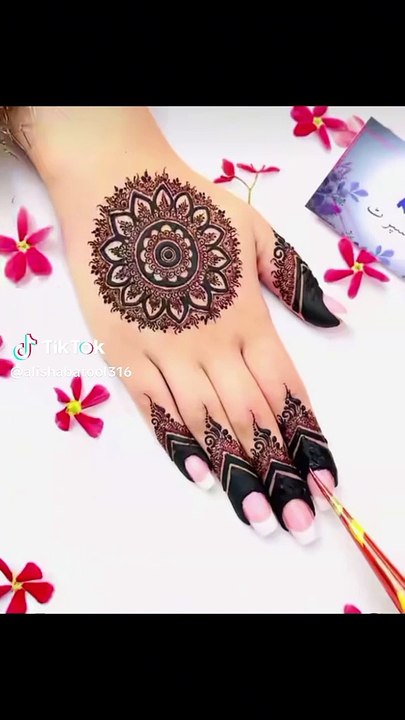Mehndhi design