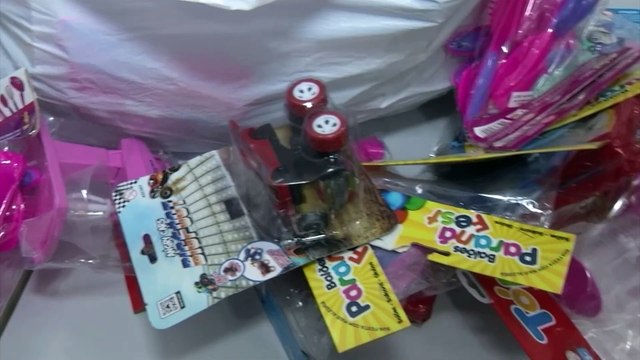 Flagrante: mulher presa suspeita de furtar brinquedos em loja da Sacramenta