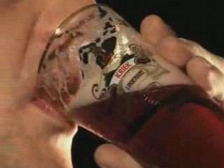 Bière mort subite kriek et son verre