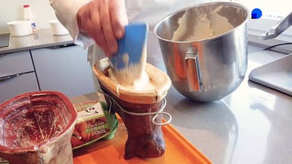 4/5 : bien remplir son moule à Lammele