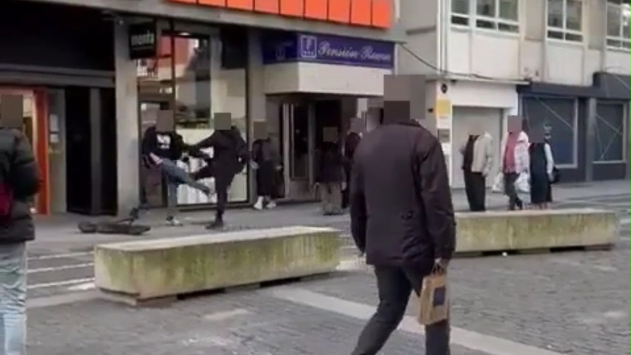 Pelea en el Obelisco