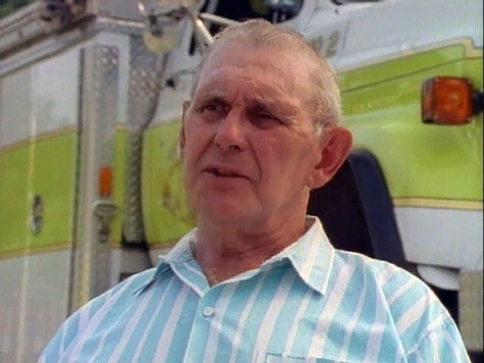 Unsolved Mysteries (1987)  S03E01