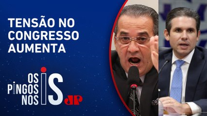 Pressão por anistia: Hugo Motta hesita em pautar projeto e Malafaia cobra bancada evangélica