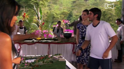 Pamela sigue atando cabos para encontrar a Rosario | Rosario Tijeras