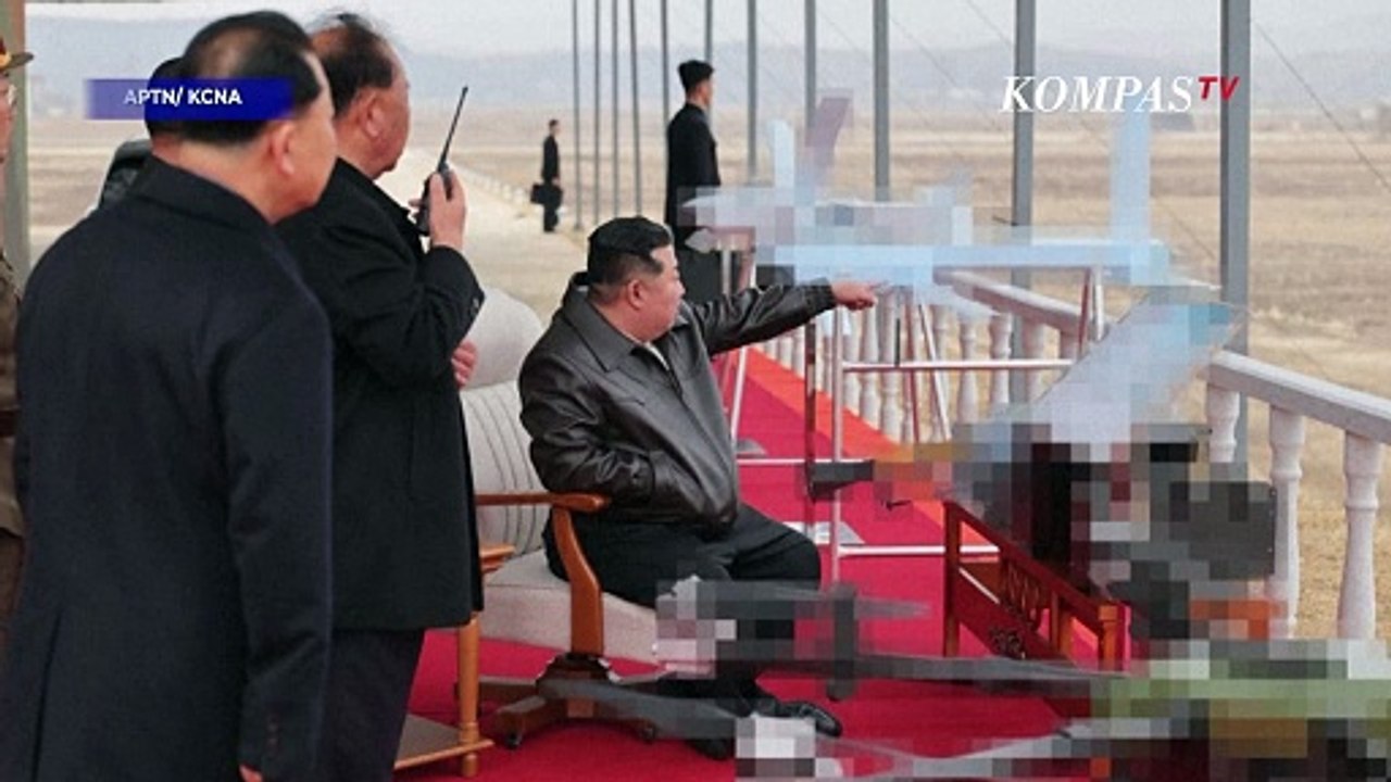 Potret Drone Pengintai Baru Korut yang Dipamerkan Kim Jong Un