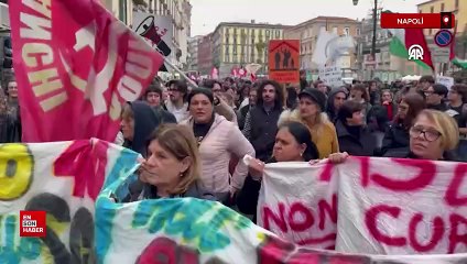 İtalya'da aşırı turizm nedeniyle gösteri yapıldı