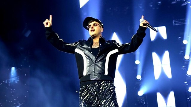 Geolier, ieri il primo dei 3 concerti sold out al Palazzo dello Sport: ovazioni per «Come vuoi» e «Per sempre»