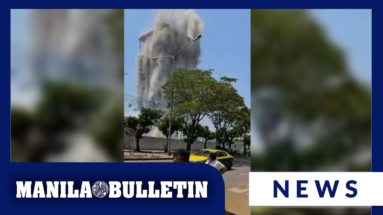Moment skyscraper under construction collapses...