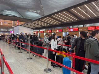 İstanbul'daki havalimanları bayram tatiliyle hareketlendi