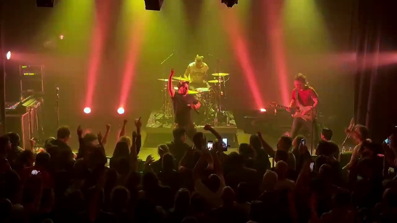 ASIAN DUB FOUNDATION - Naxalite // Live Mars 2025